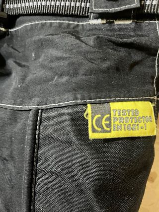 Pantalones para moto