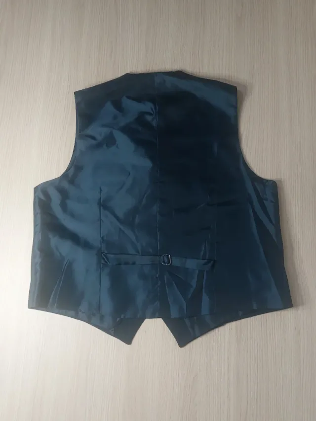 Traje para boda de invierno con chaleco