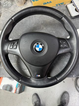 Volante BMW M E90 E91 E92 E93