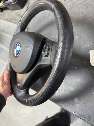 Volante BMW M E90 E91 E92 E93