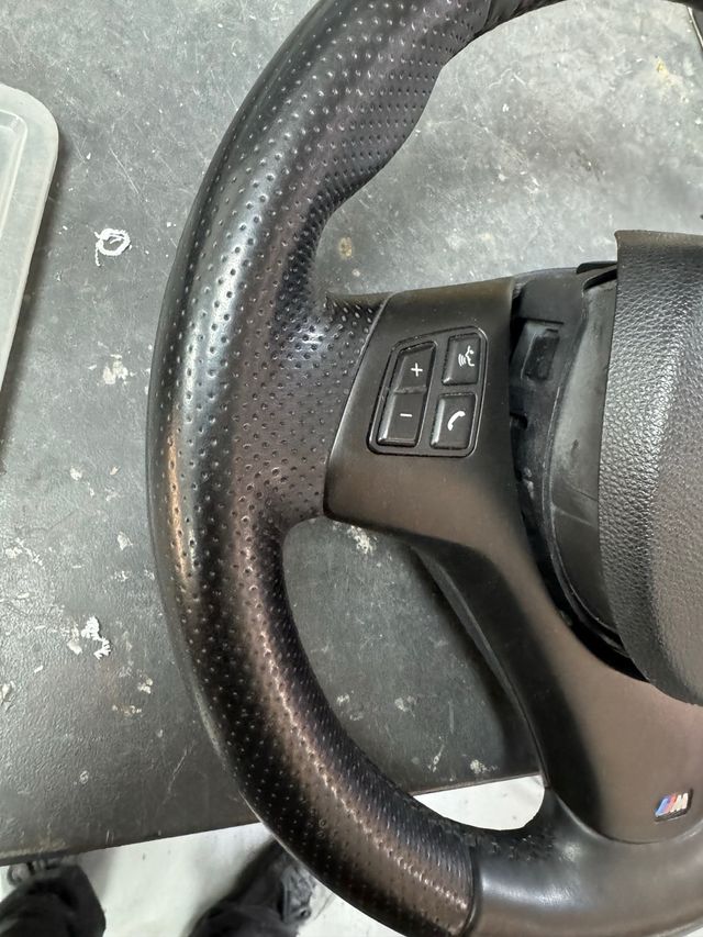 Volante BMW M E90 E91 E92 E93