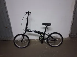 Bicicleta pieghevole nuova senza uso