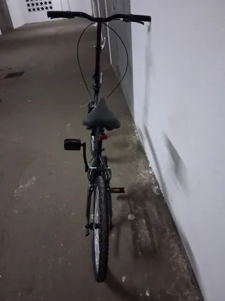 Bicicleta pieghevole nuova senza uso