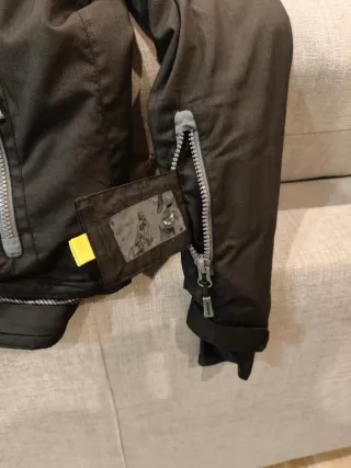 Chaquetón térmico e impermeable de ski