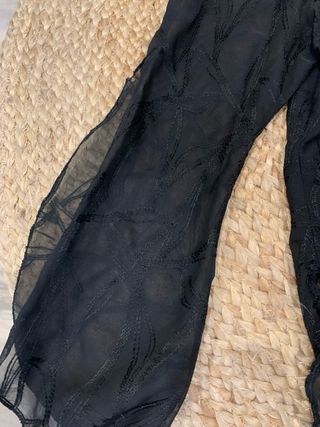 Blusa de transparencias negra