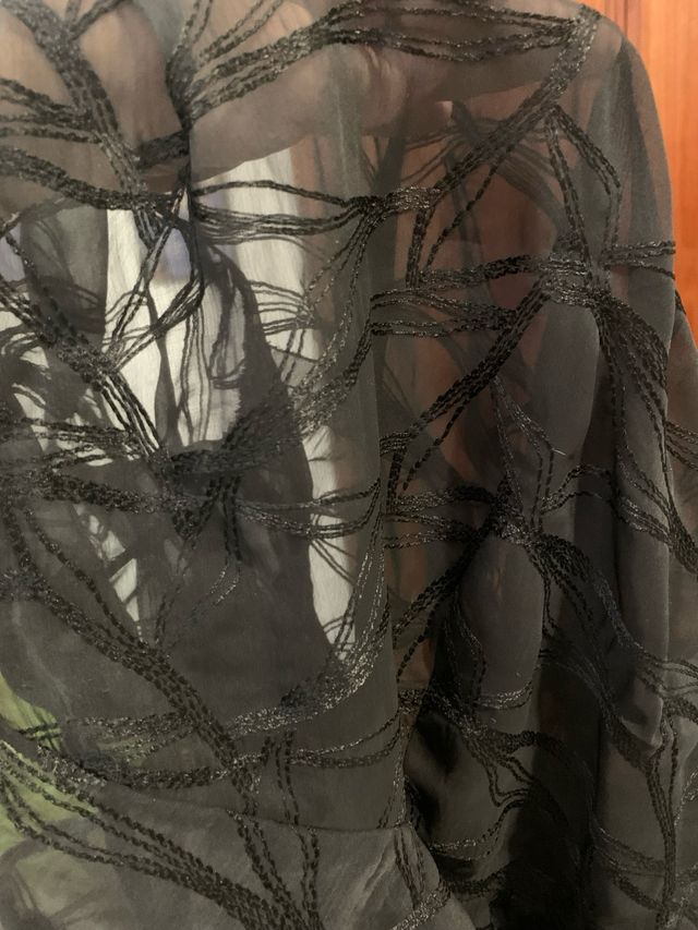 Blusa de transparencias negra