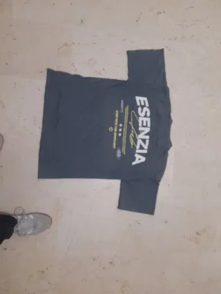 Camiseta oversize ESENZIA azul talla M