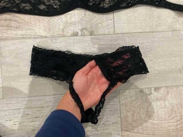 Conjunto de lingerie sexy em renda preta