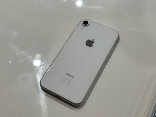 iPhone XR - Bianco | 128GB | 77% batteria