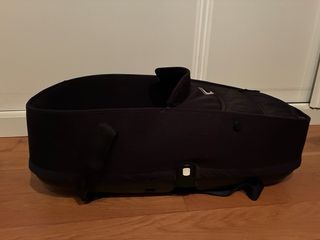 Bugaboo Bee 5 carrito, adaptadores y capazo