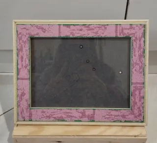 Cornice portafoto legno beige e rosa