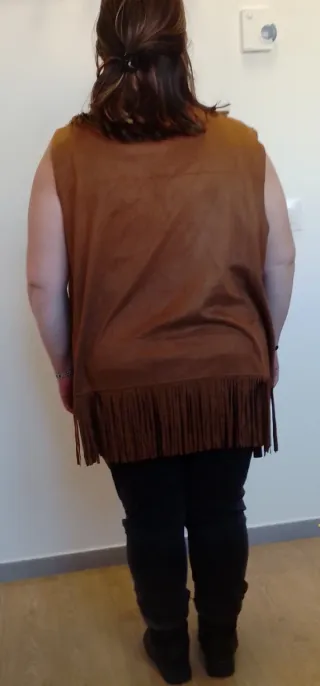 Chaleco con flecos mujer