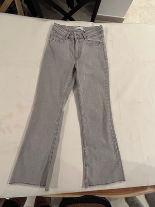 Pantalón vaquero Mango Teen gris flare