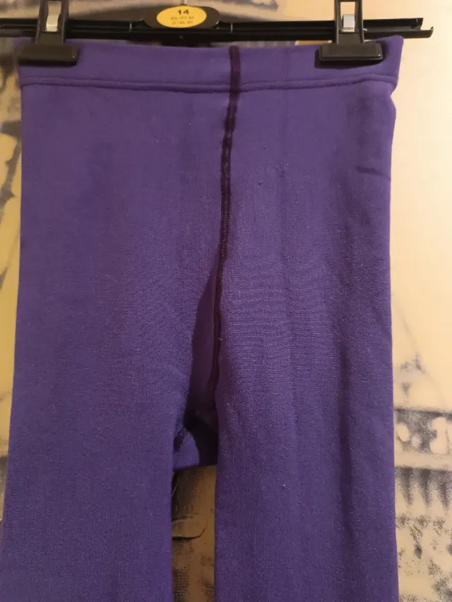 Mallas moradas de mujer