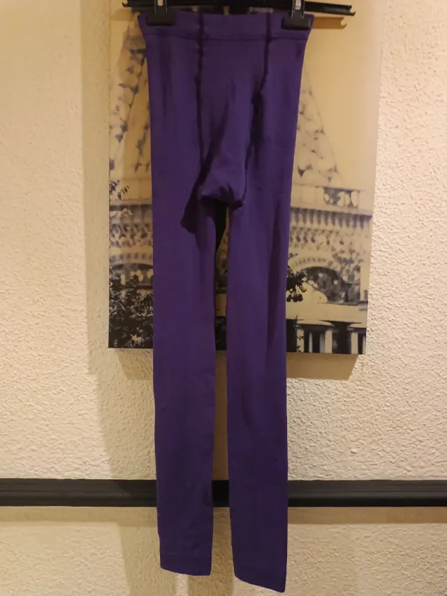 Mallas moradas de mujer