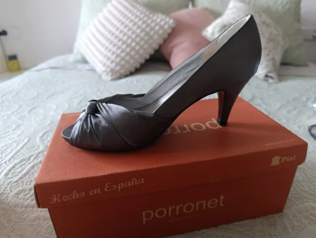 Zapatos de fiesta grises Prestigio