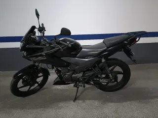 Honda CBF125 Negra