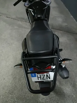 Honda CBF125 Negra