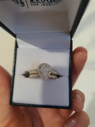 Anillos de diamantes y oro 9K Proud's