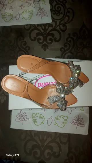 Sandalias de fiesta Zara Beige y Plata