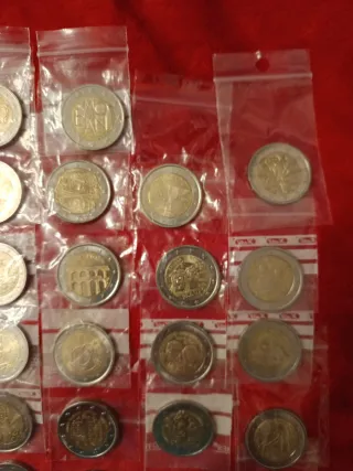 Set 27 monete 2 euro
