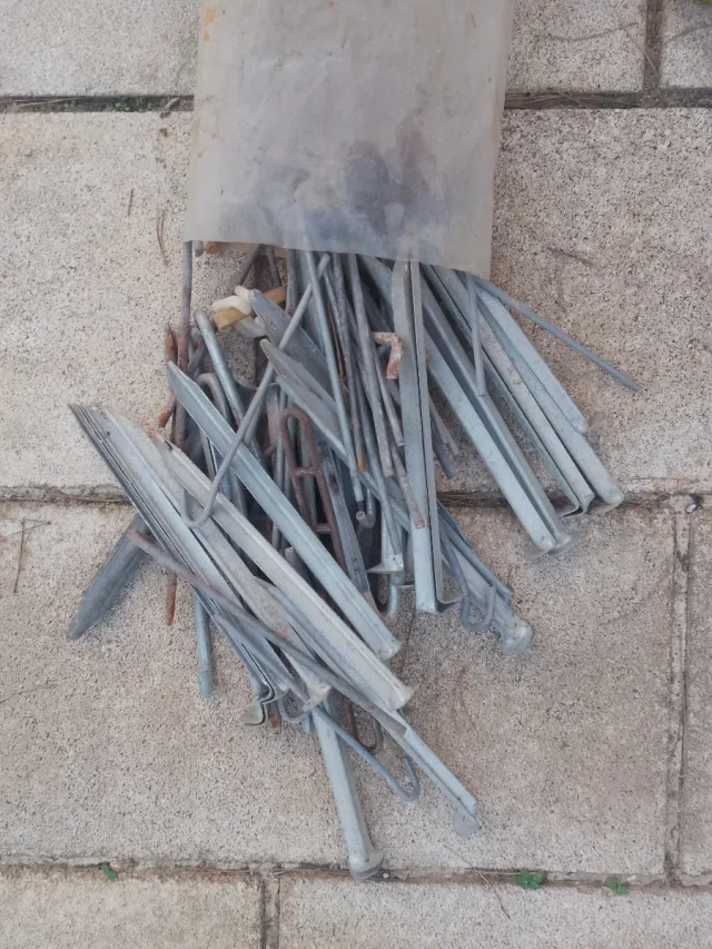 Piquetas metalliche per campeggio