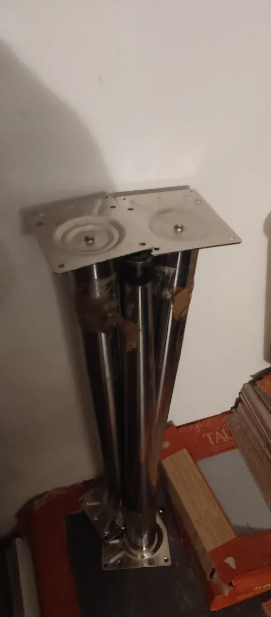 Jogo de 4 Patas de Aço Inoxidável Ajustáveis