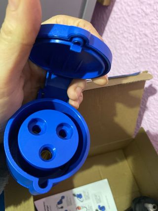 Adaptador CE con enchufe schuko