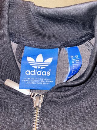 Chaqueta Adidas Negra con Rayas Blancas