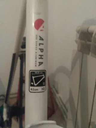 Bicicleta de carretera TREK modelo 2.1