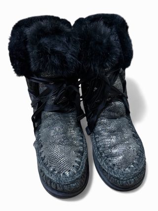 Mou stivali neri e argento con pelliccia