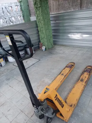 Transpaleta manual usada