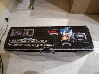 Console Sega Mega Drive + 2 Controller + 4 Giochi