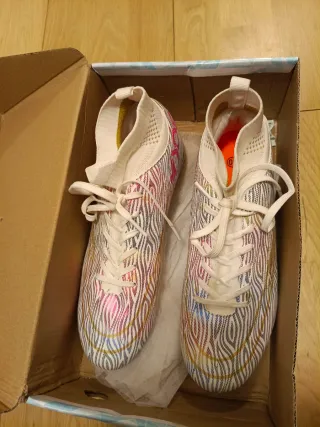 Botas de fútbol Talla 40 Multicolor