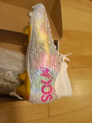 Botas de fútbol Talla 40 Multicolor