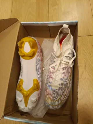 Botas de fútbol Talla 40 Multicolor