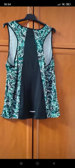 Camiseta deportiva chica Talla L