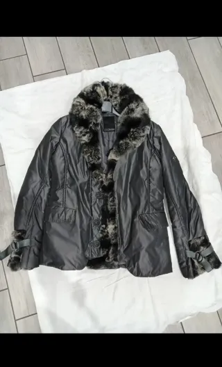 Cappotto Coconuda con collo in pelliccia