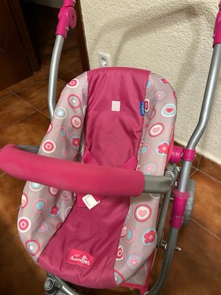 Silla de paseo para muñeca rosa