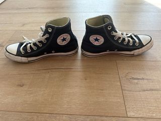 Converse All Star. Color: Azul. Talla 39