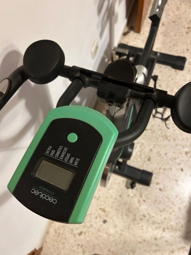 Bicicleta Estática Spinning Negra/Verde.