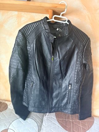 Cazadora Piel Negra Talla S