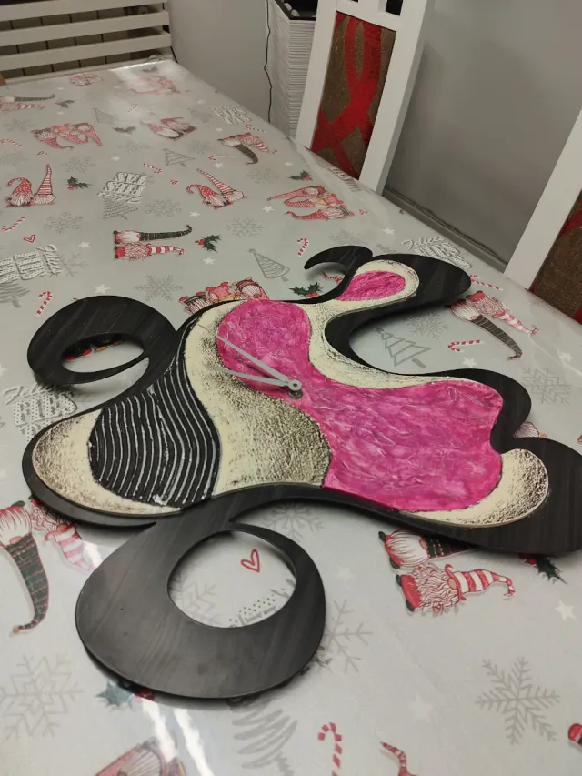 Reloj de pared decorativo moderno