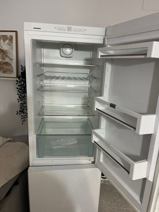 Nevera Liebherr Blanca