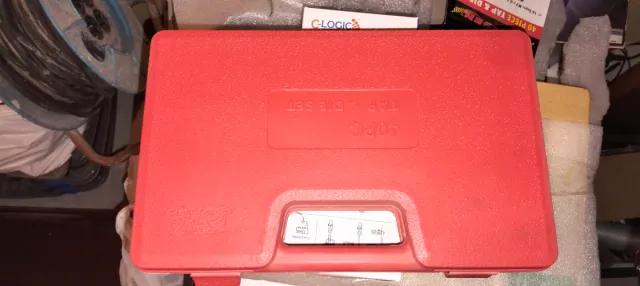 Set di maschi e terrine 40 pezzi