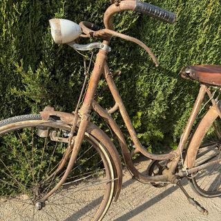 Bicicleta antigua mujer varillas