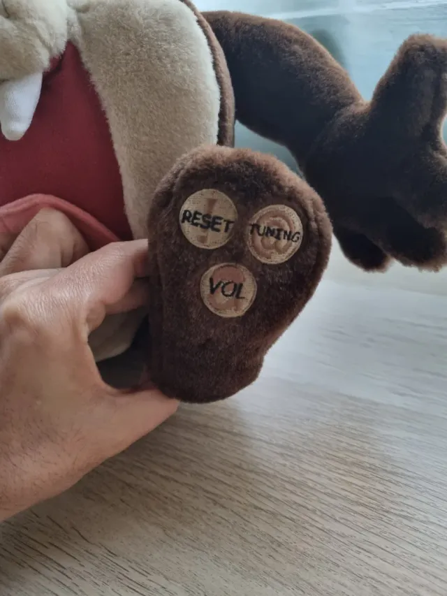 Peluche Taz con Radio Vintage Looney Tunes