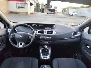 Renault Scenic 2010