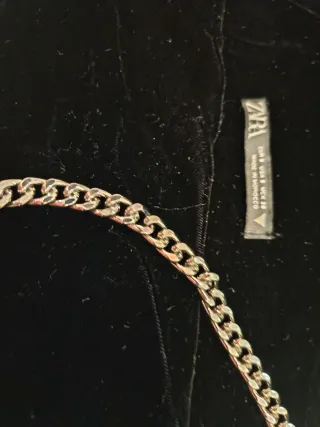 Vestido fiesta Zara terciopelo negro