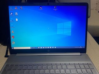 Ordenador HP 27 prácticamente nuevo, no utilizado,